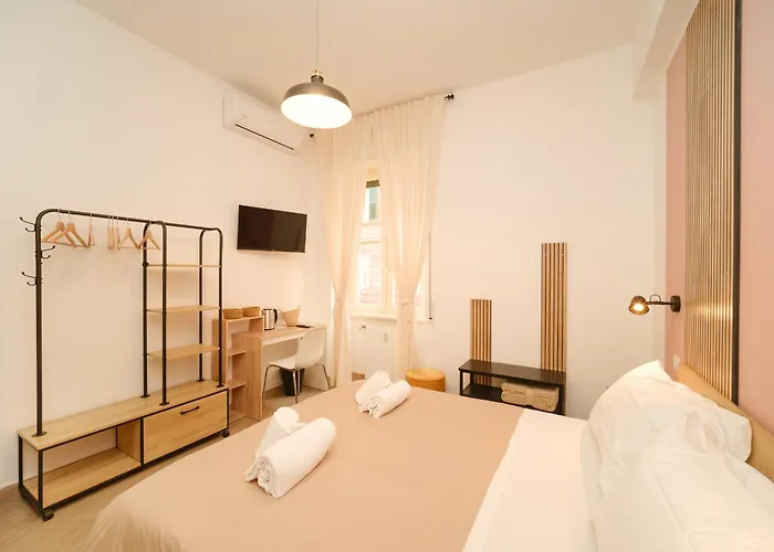 Domus Equi 4* Rome